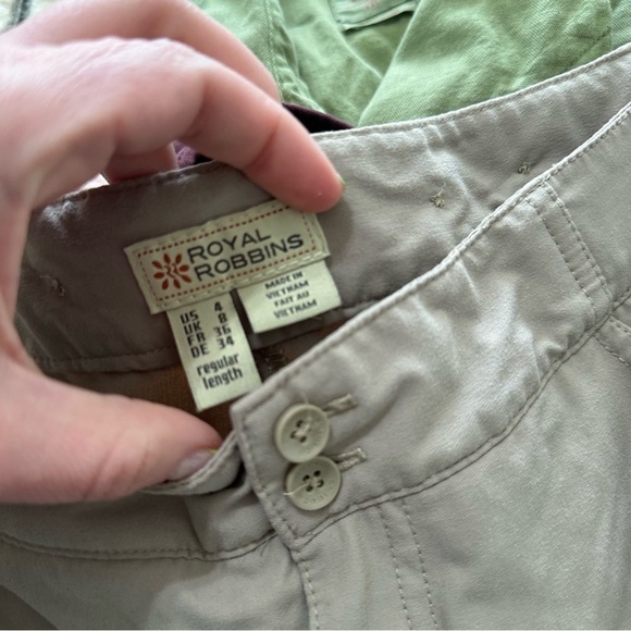 Royal Robbins women’s tan khaki discovery III pant straight left outdoor pant 4 - Picture 2 of 3